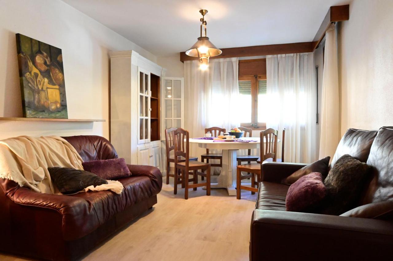 דירות אסטרי ד'אנאו Casa Guineu מראה חיצוני תמונה