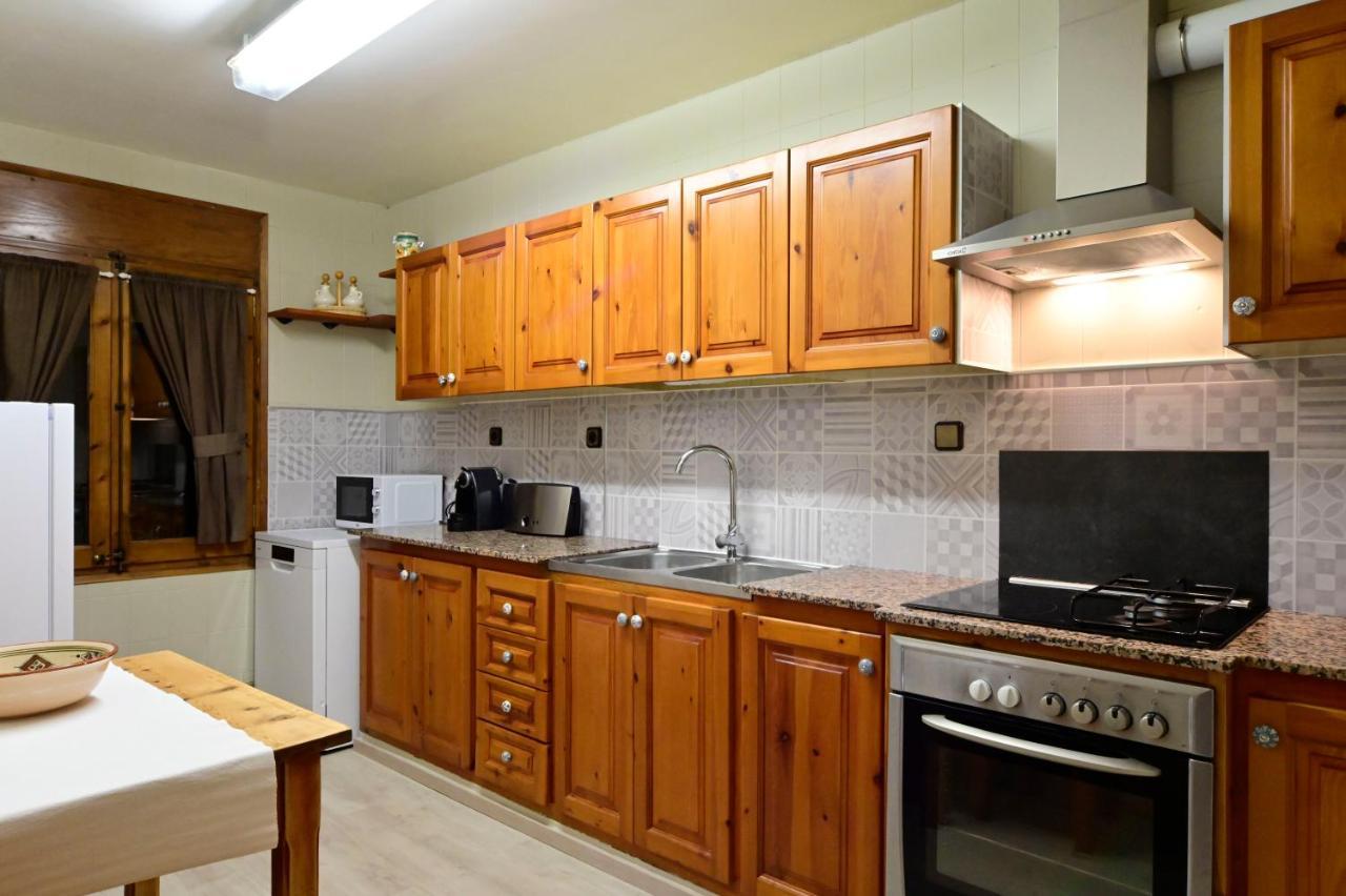 דירות אסטרי ד'אנאו Casa Guineu מראה חיצוני תמונה